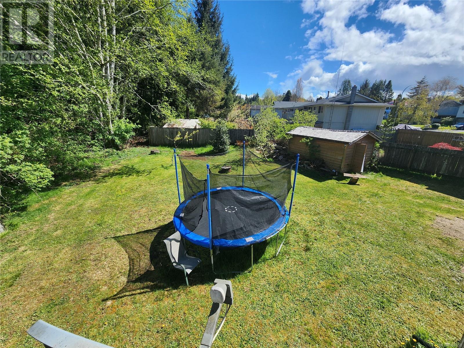 Photo 5 of 7785 Numas Pl, Port Hardy BC