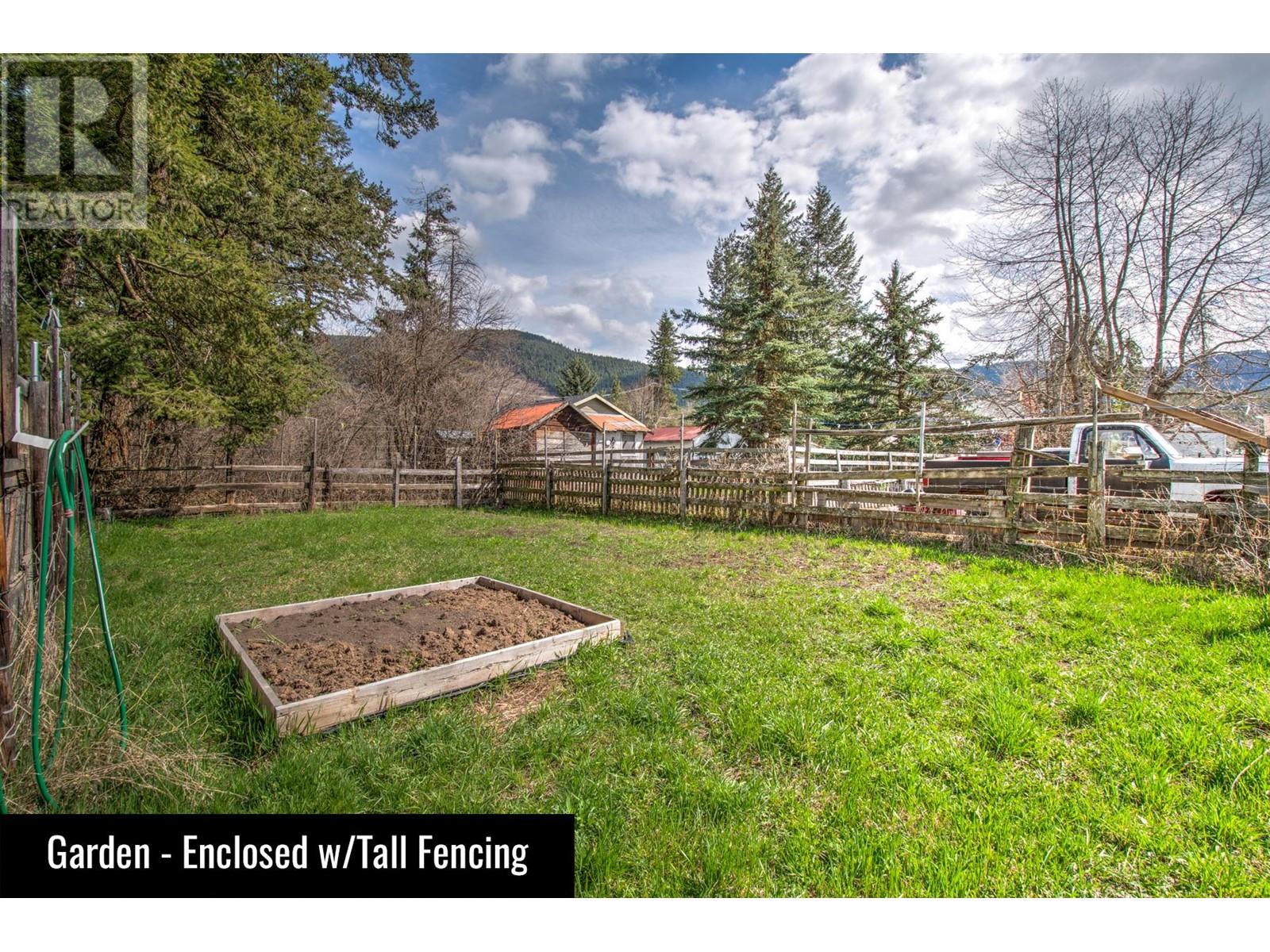  451 Whitevale Road, Lumby