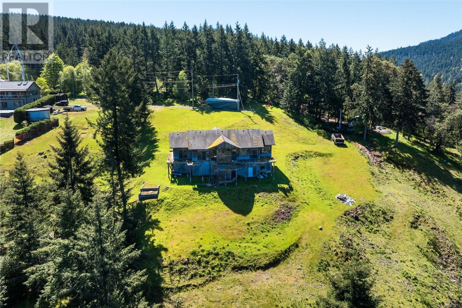 6748 Stoney Hill Rd, Duncan