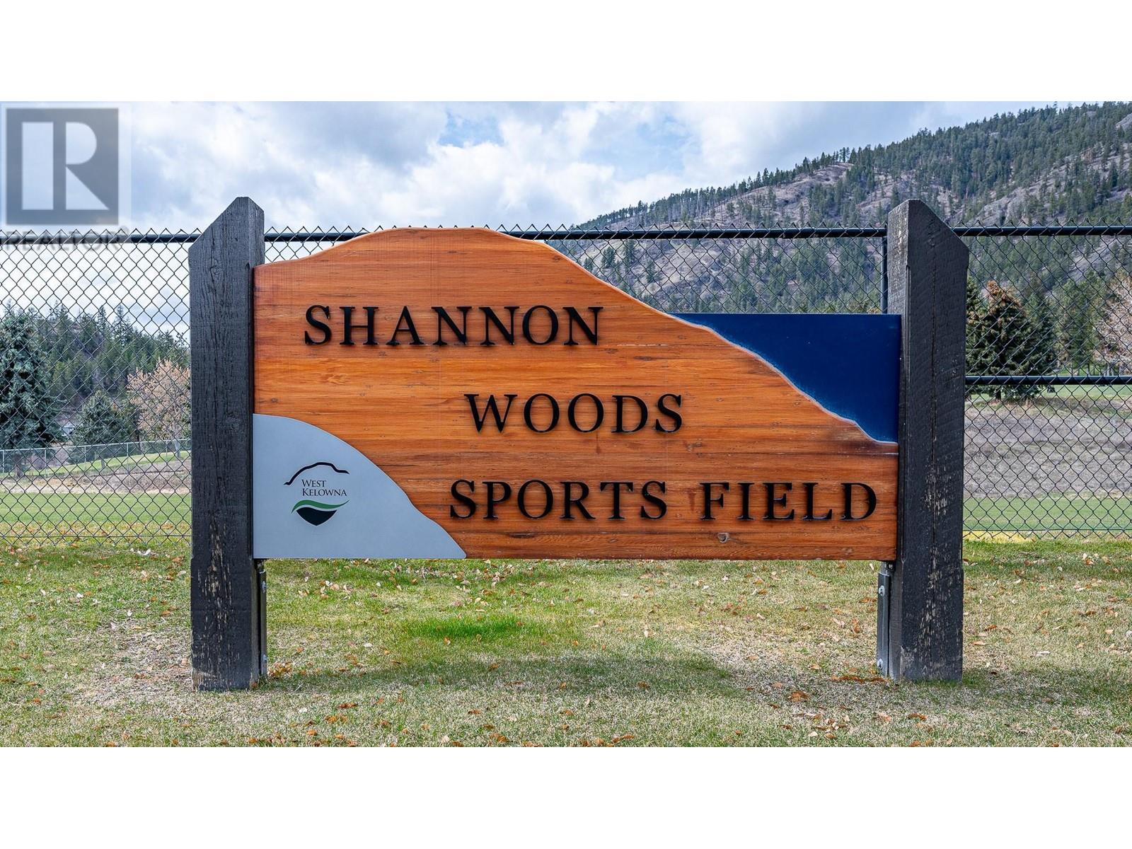  2353 Shannon Woods Drive, West Kelowna