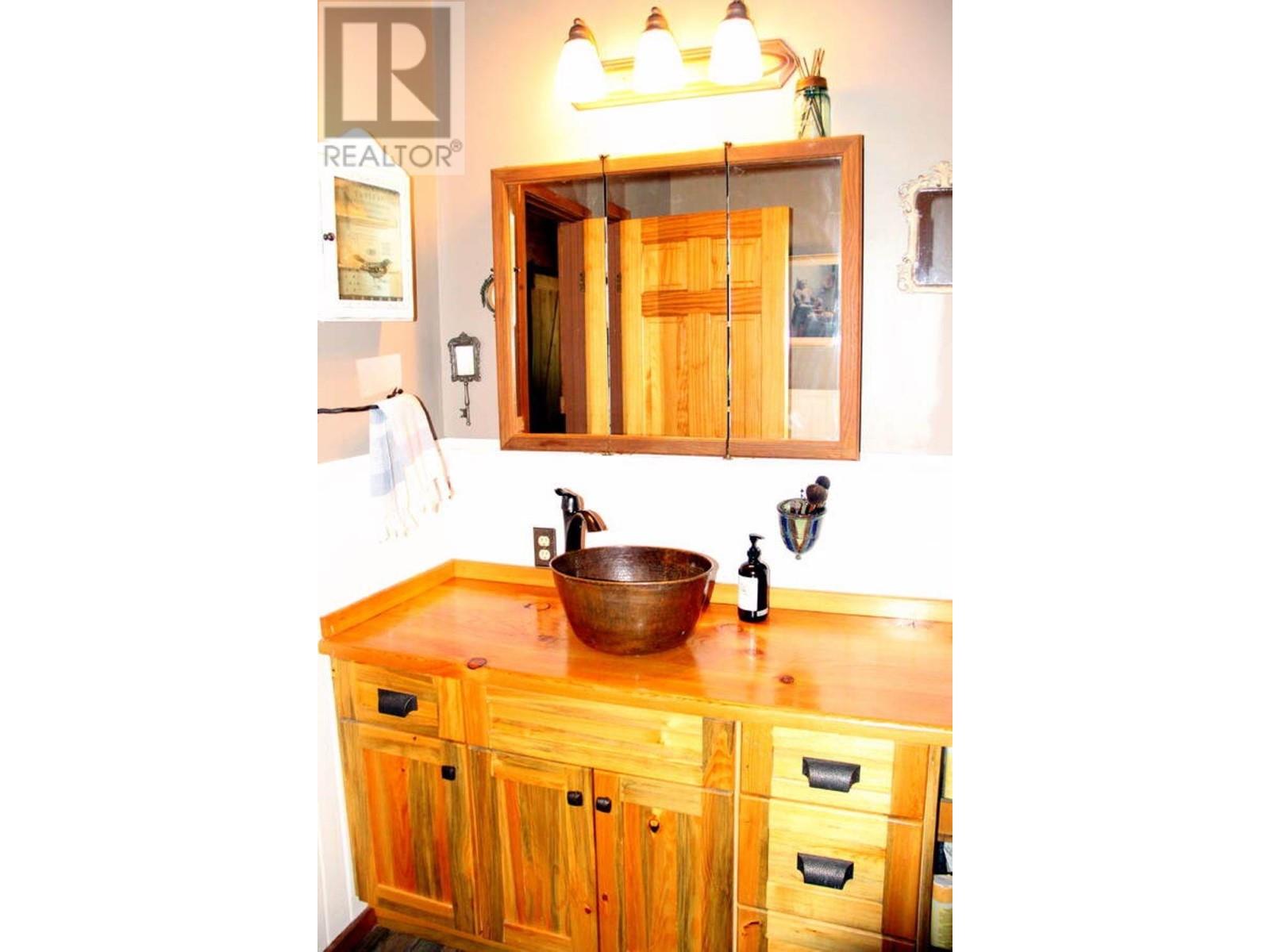 3222 BEAVER VALLEY ROAD - 24