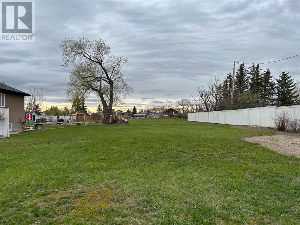 Vacant Land For Sale | 140 S 300 E | Raymond | T0K2S0
