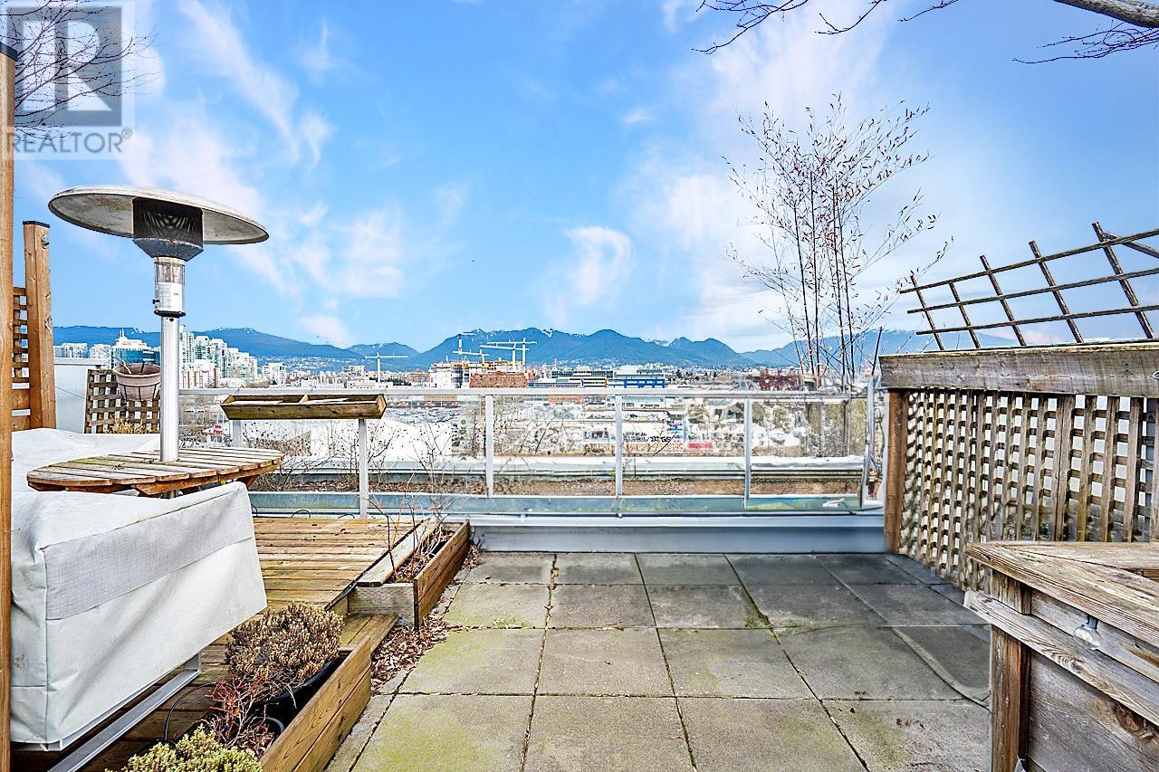 708 384 E 1st Avenue, Vancouver