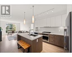 204 615 E 3RD STREET, North Vancouver