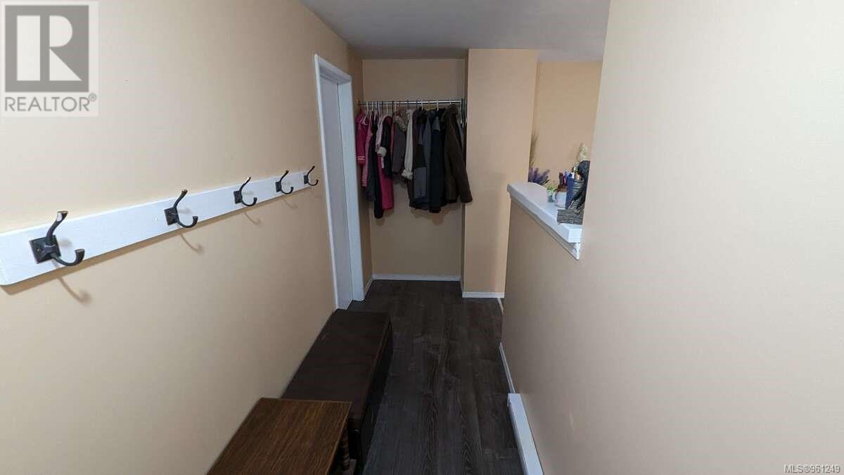 1911 19th Ave, Campbell River real estate listing 961249