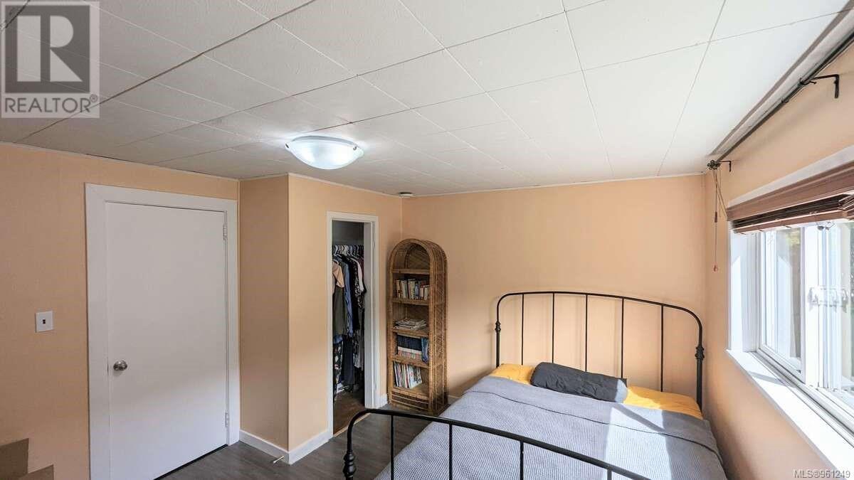 1911 19th Ave, Campbell River real estate listing 961249