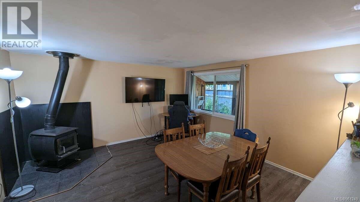 1911 19th Ave, Campbell River real estate listing 961249