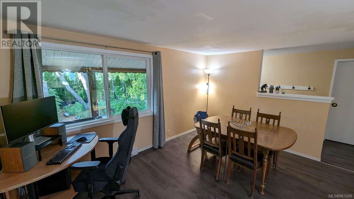 1911 19th Ave, Campbell River real estate listing 961249