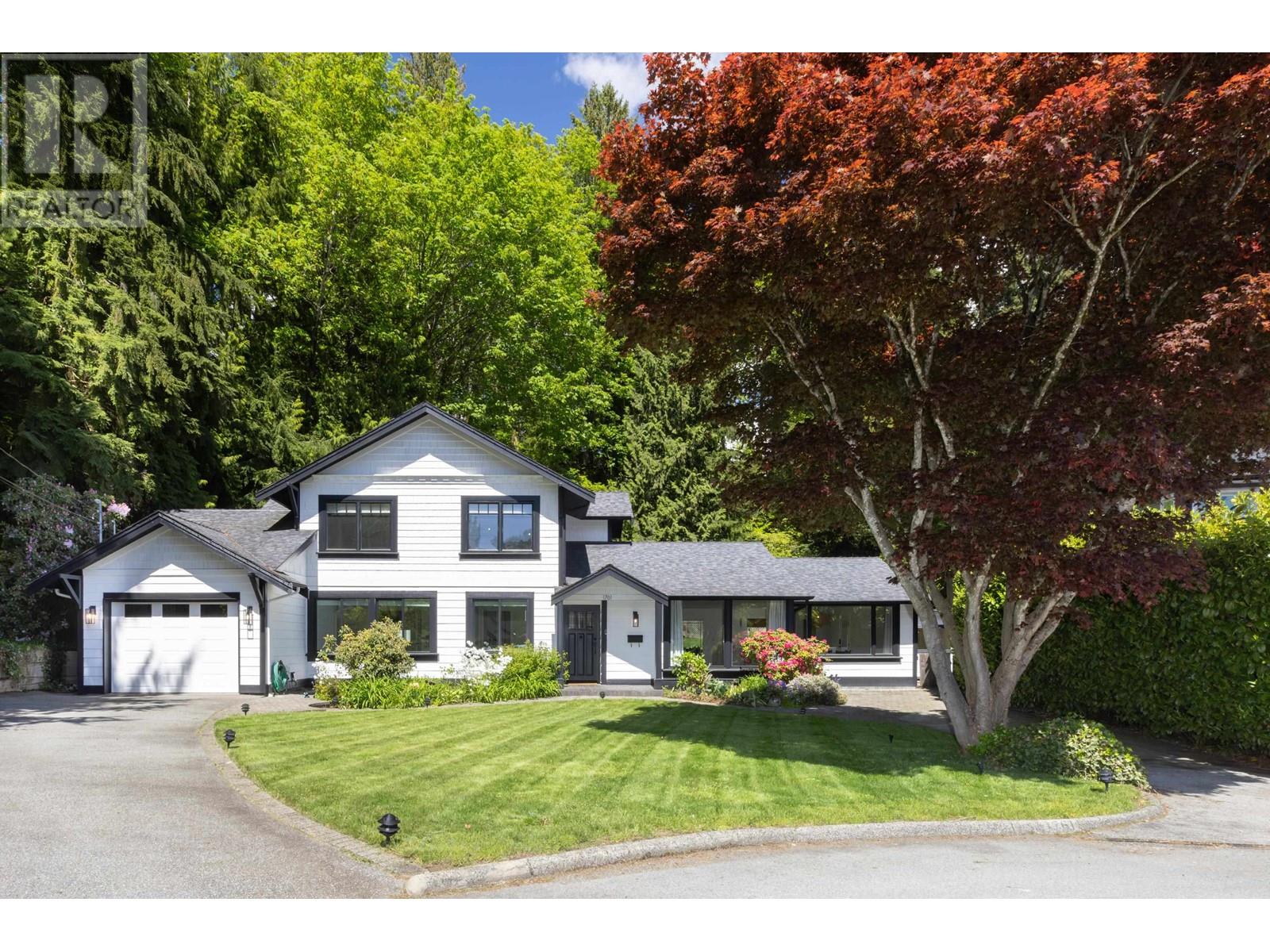 1761 BELLELYNN PLACE, North Vancouver