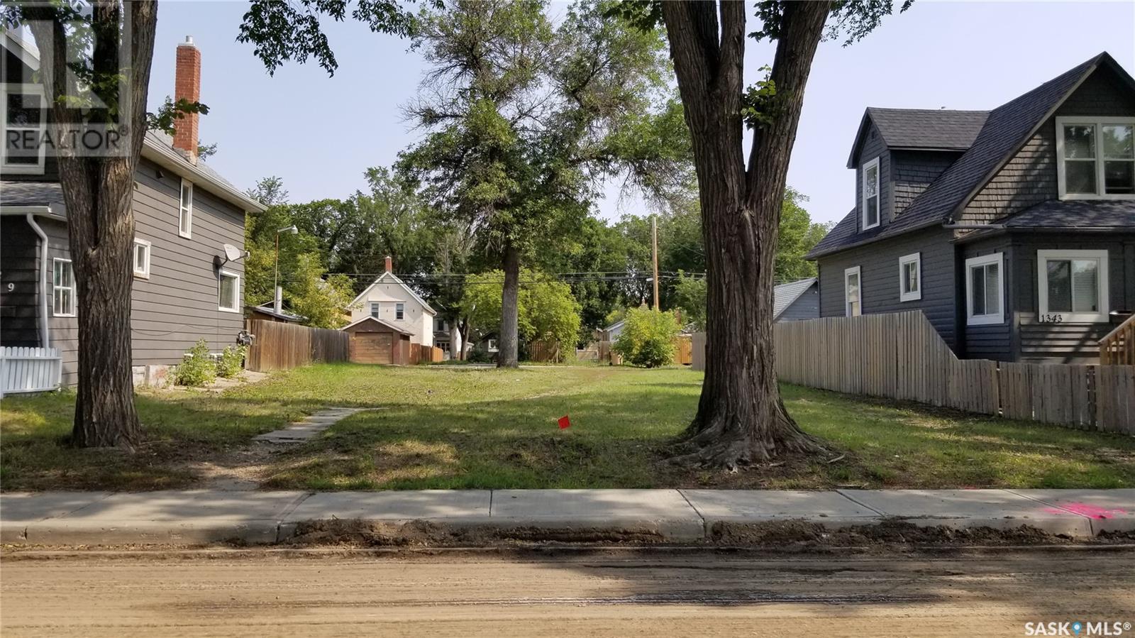 Vacant Land For Sale | 1335 Robinson Street | Regina | S4T2N5