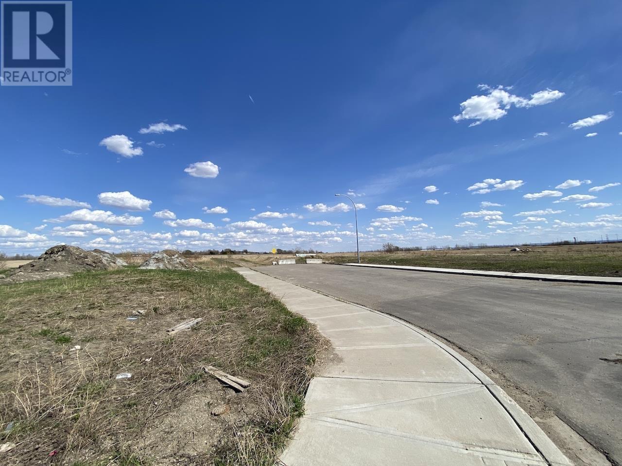 Photo 8 of 8103 79 A Street, Fort St John BC