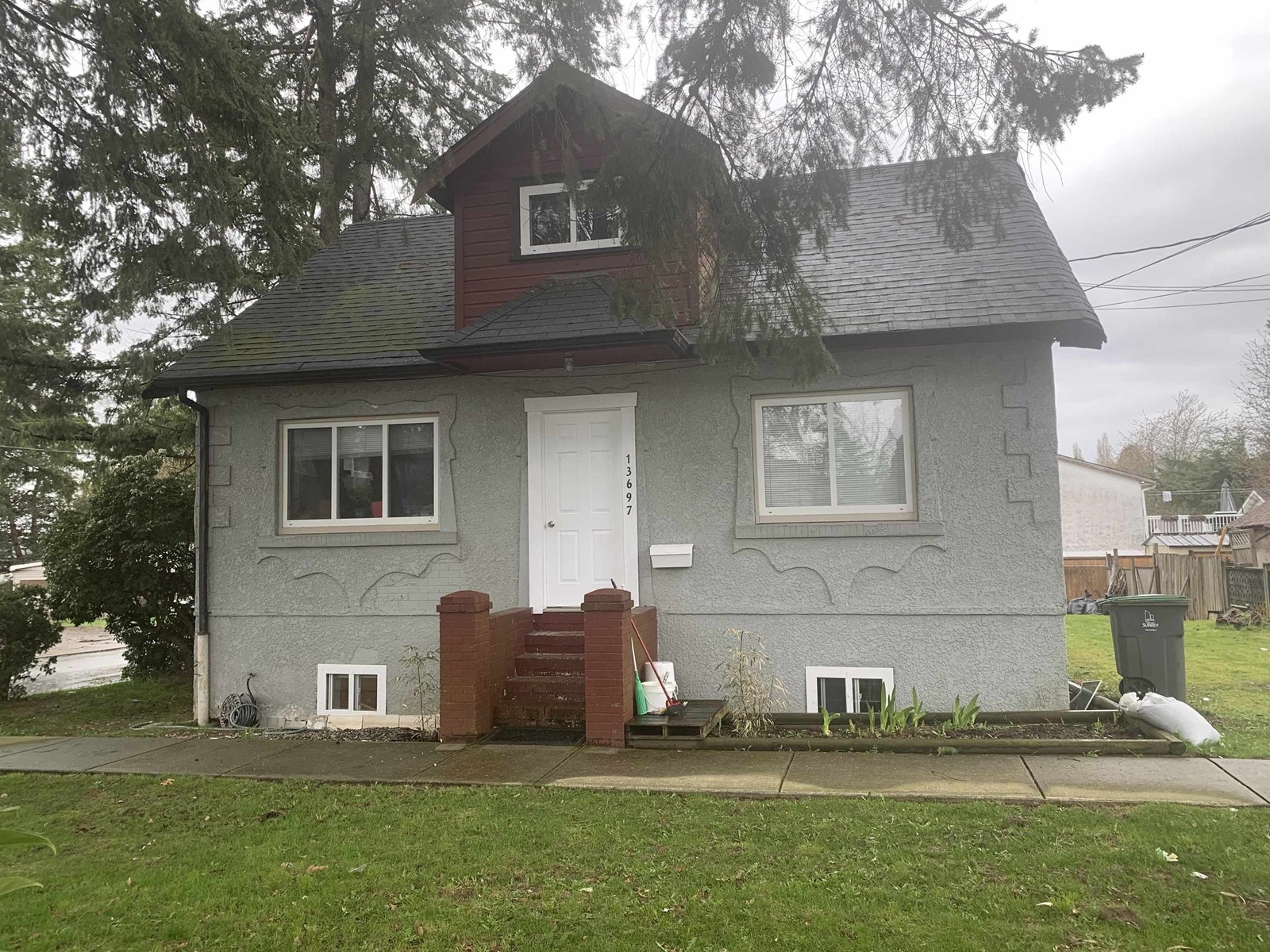Photo 1 of 13697 Grosvenor Road, Surrey BC