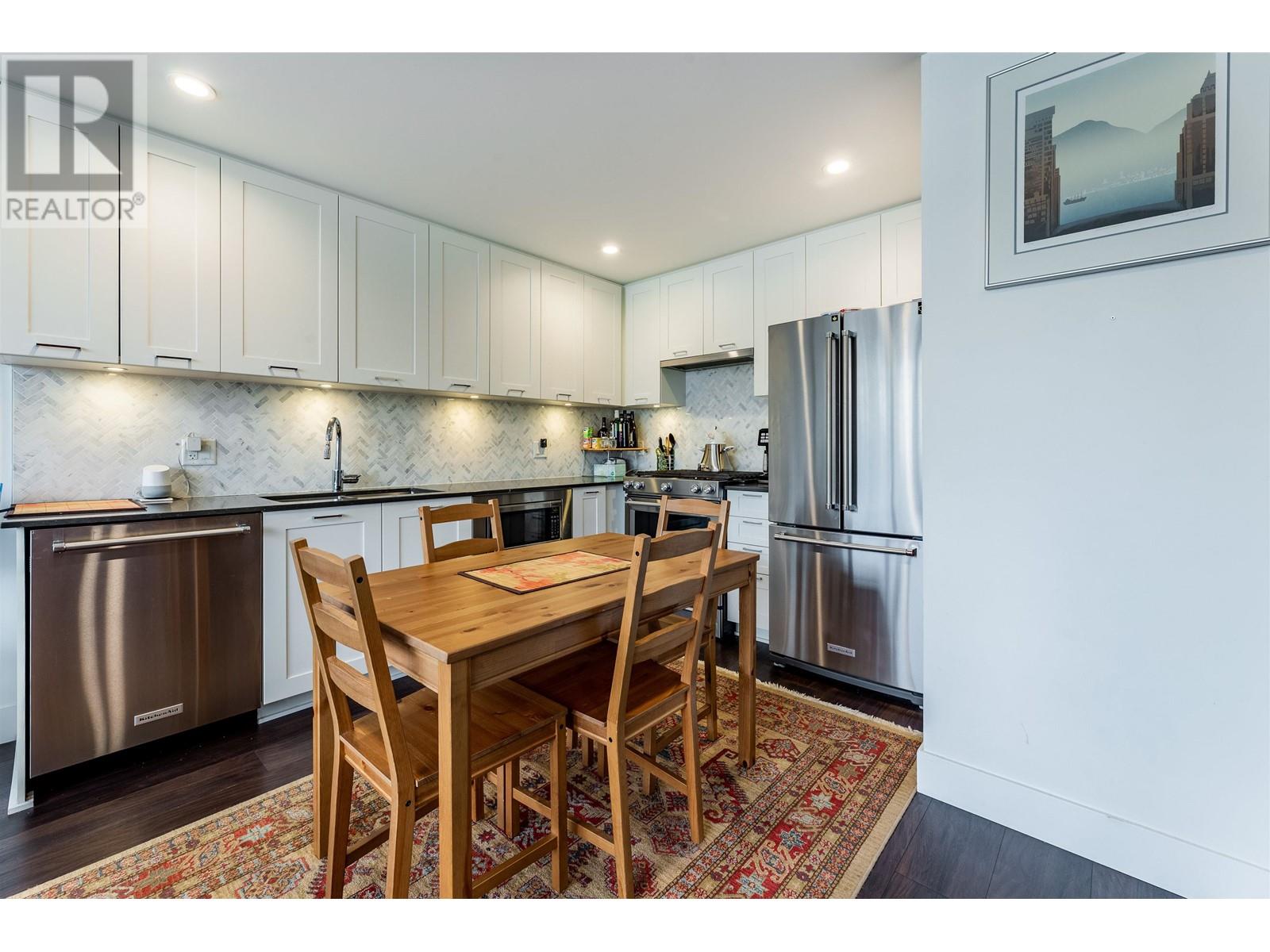 506 131 E 3RD STREET, North Vancouver