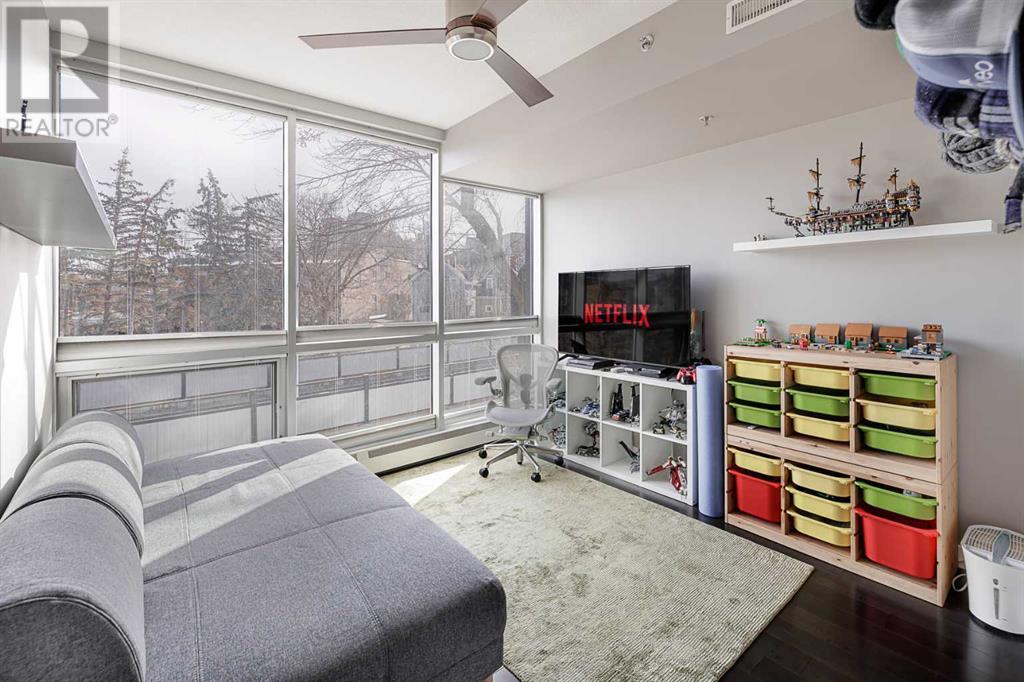 Single Family House Multi-level for Sale in   A Street NW Sunnyside Calgary 