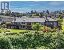415 Carnegie St, Campbell River