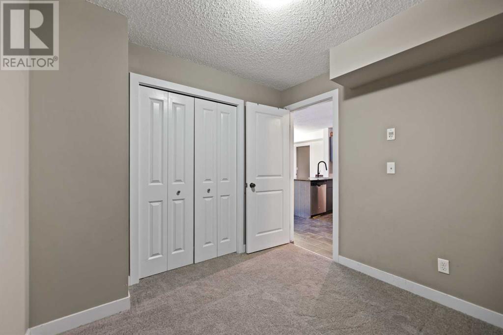 Single Family House Low rise for Sale in   Saddlestone Way NE Saddle Ridge Calgary 
