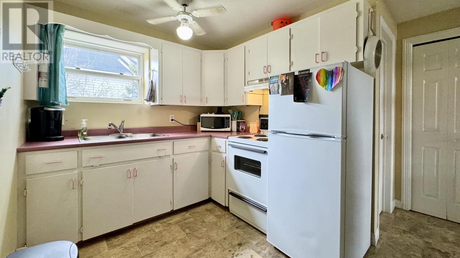 110 OTTAWA STREET - 34