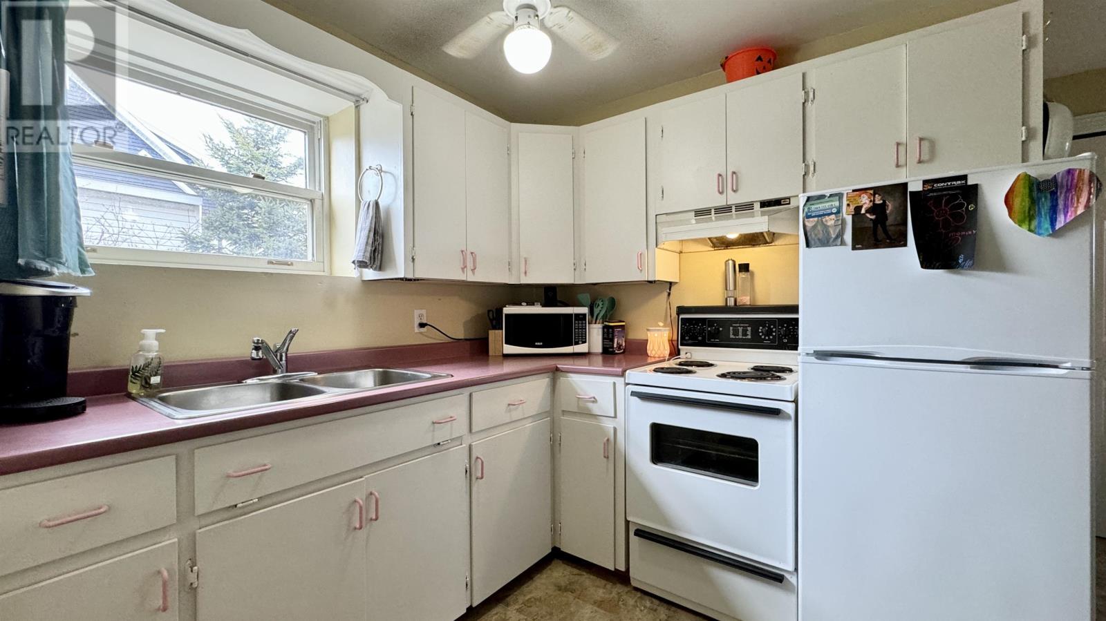 110 OTTAWA STREET - 35