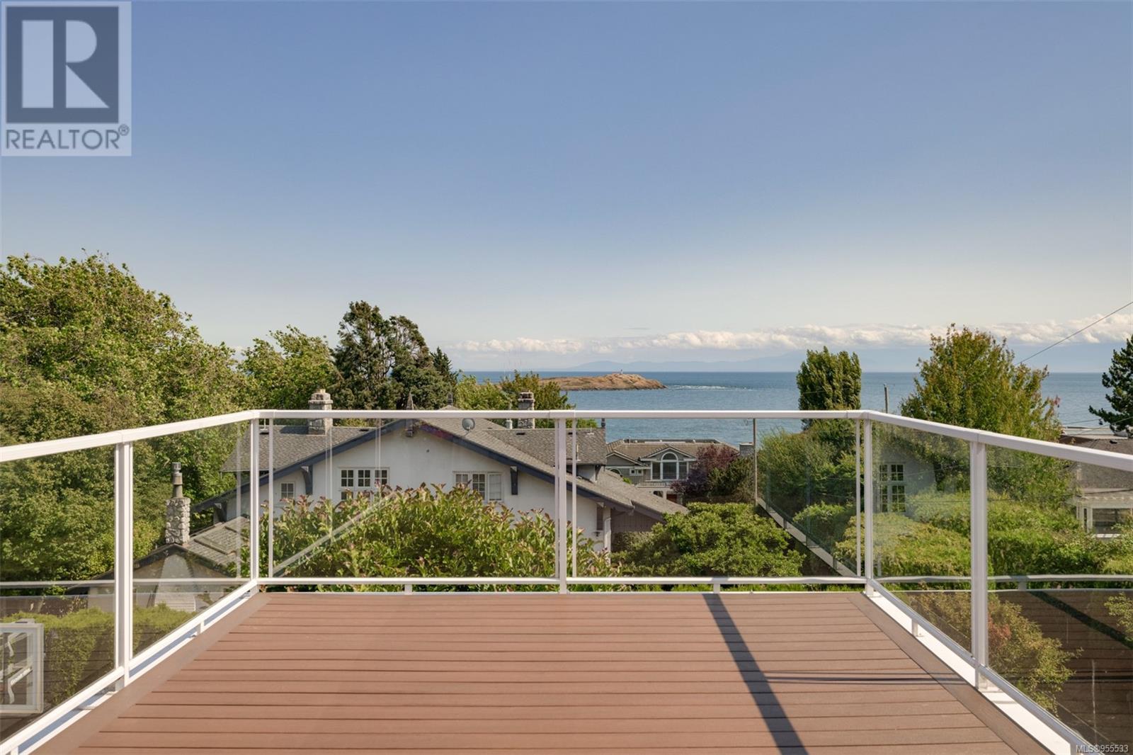  244 King George Terrace, Oak Bay