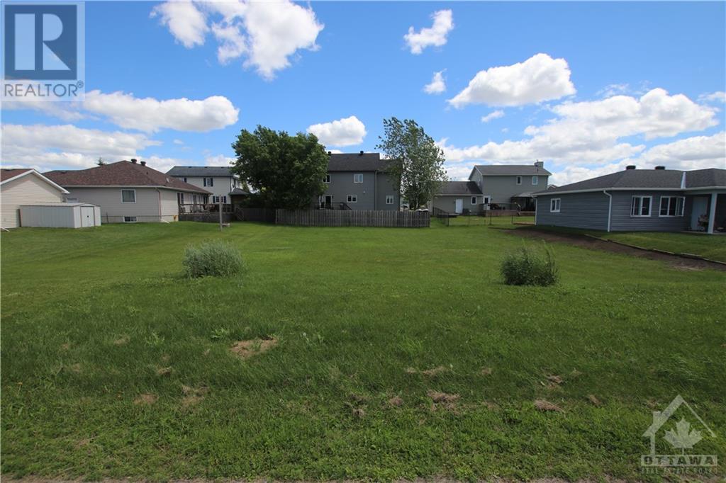64 Erin Avenue, Chesterville