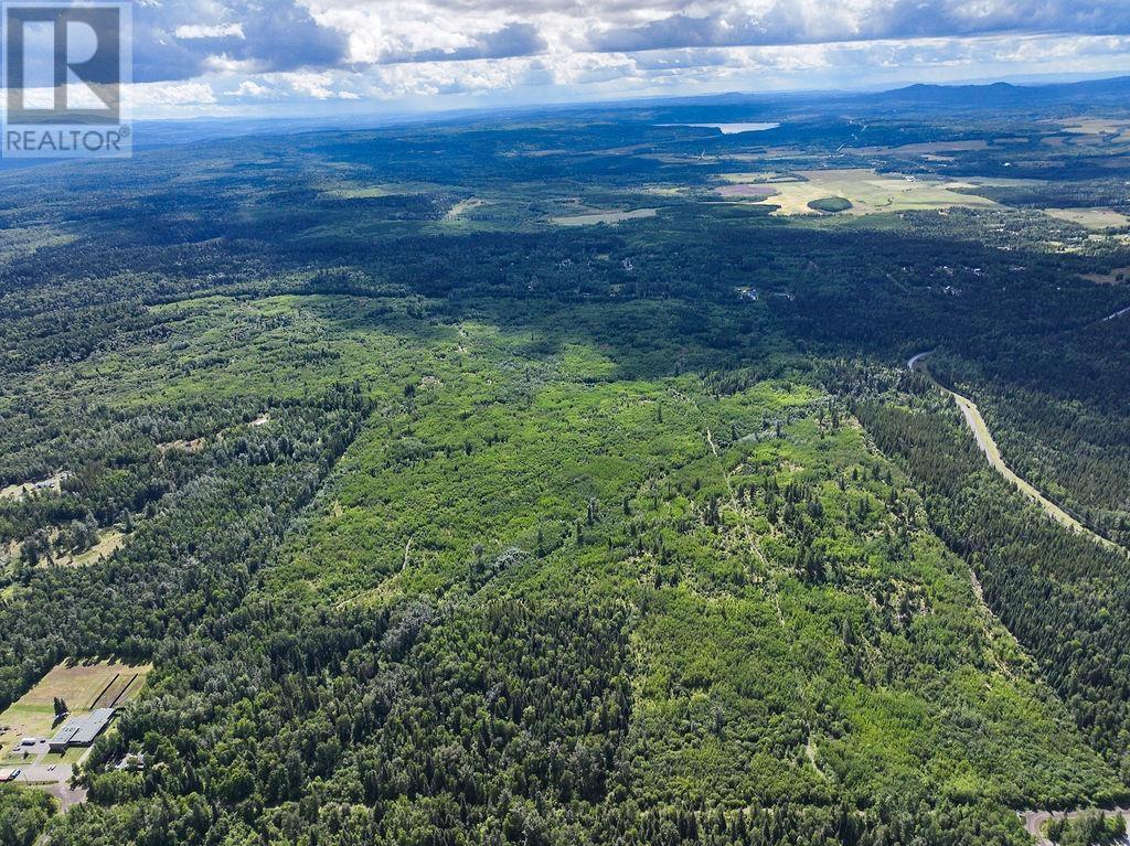 Photo 12 of 17 — 6495 LESLIE ROAD · Prince George, BC