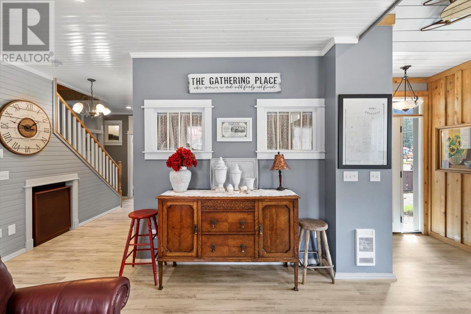 2625 Otter Avenue, Tulameen