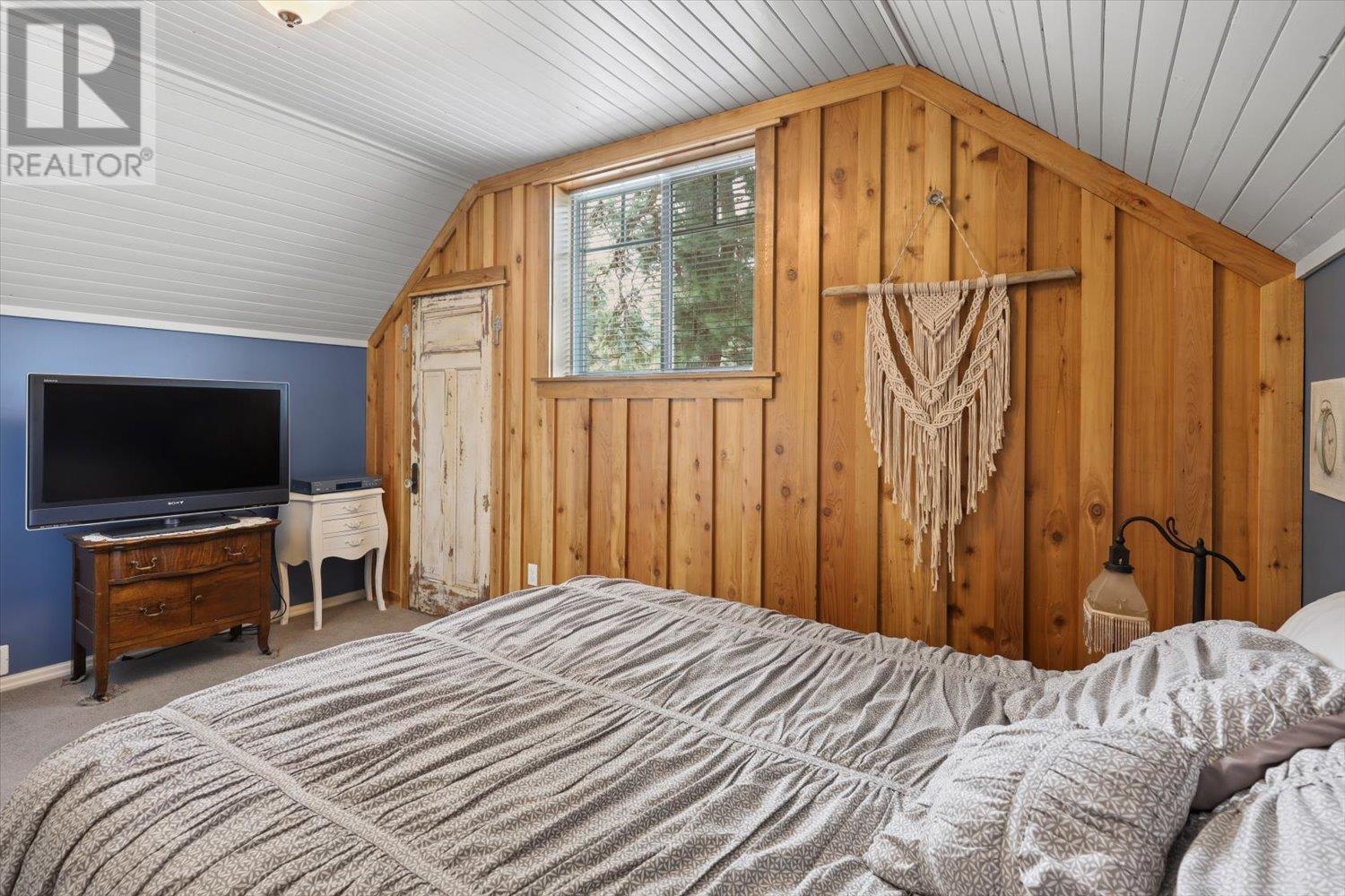 2625 Otter Avenue, Tulameen