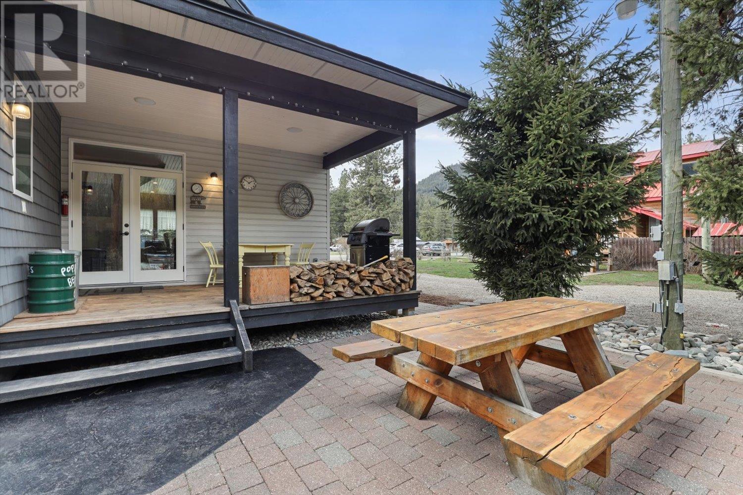 2625 Otter Avenue, Tulameen