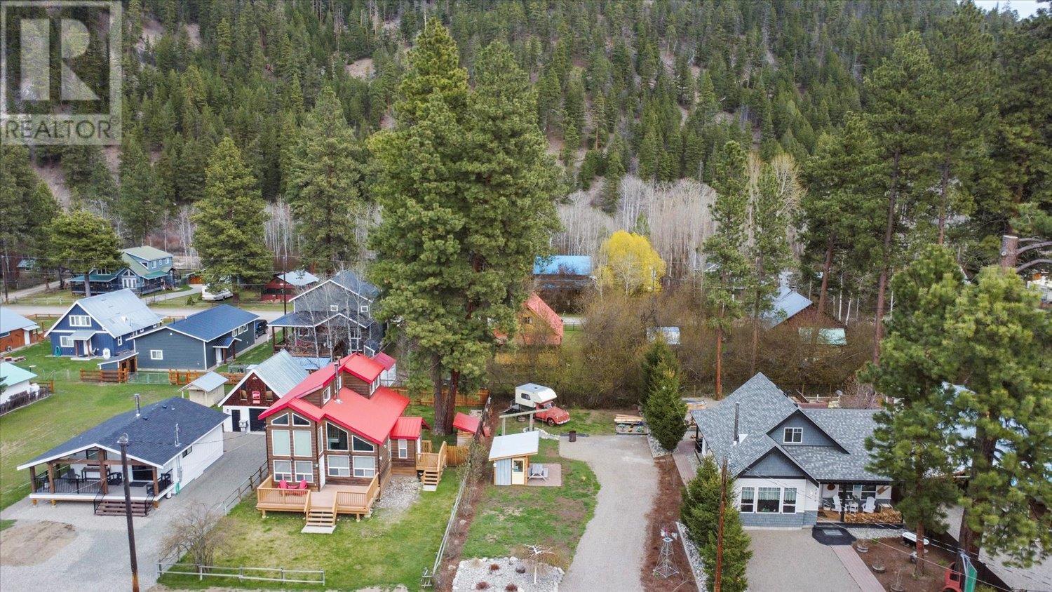 2625 Otter Avenue, Tulameen