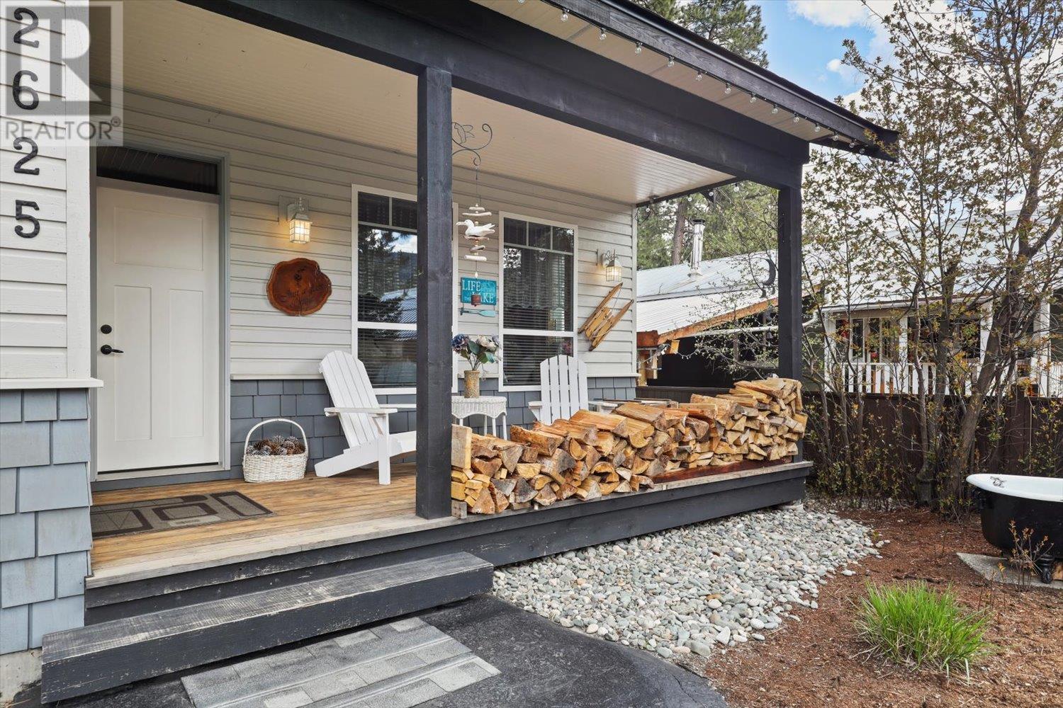 2625 Otter Avenue, Tulameen