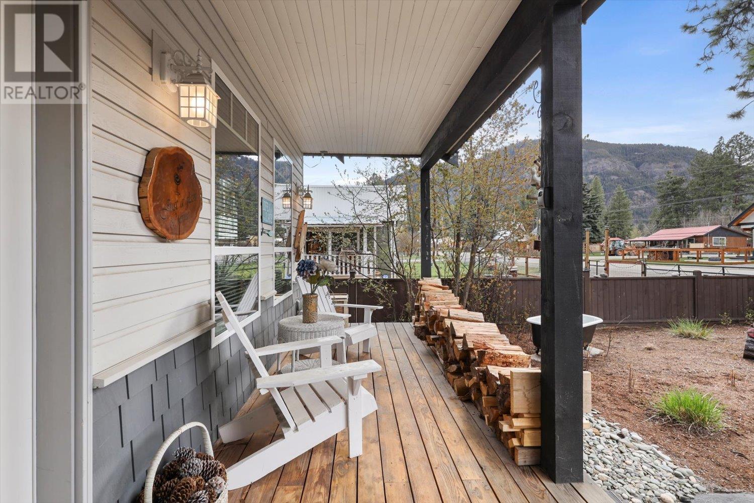 2625 Otter Avenue, Tulameen