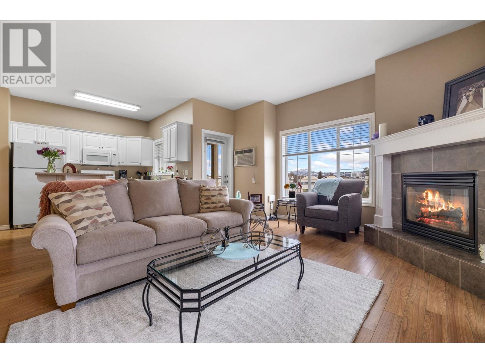 406 1125 Bernard Avenue, Kelowna