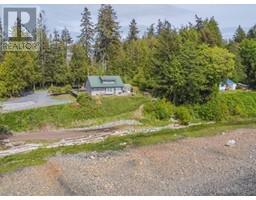 8317 HIGHWAY 101, Powell River