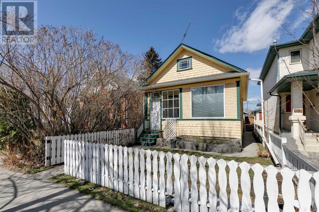 Single Family House Bungalow for Sale in   Avenue NE Renfrew Calgary 