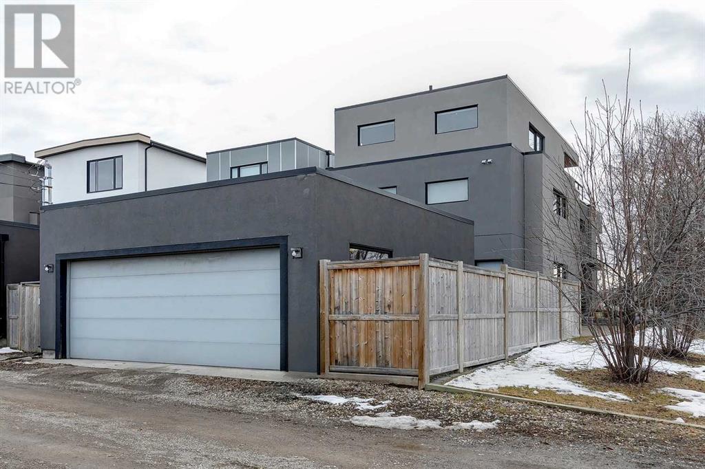 Single Family House for Sale in  Colgrove Avenue NE Renfrew Calgary 