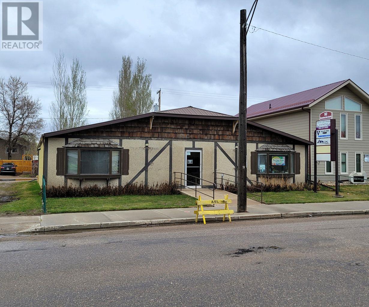 Commercial For Rent | 147 Boundary Ave S | Fort Quappelle | S0G1S0