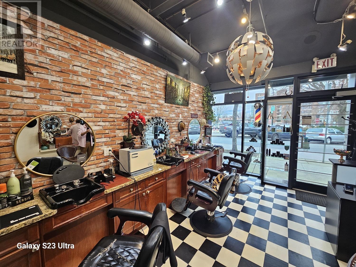 1618 W 1st Avenue, Vancouver