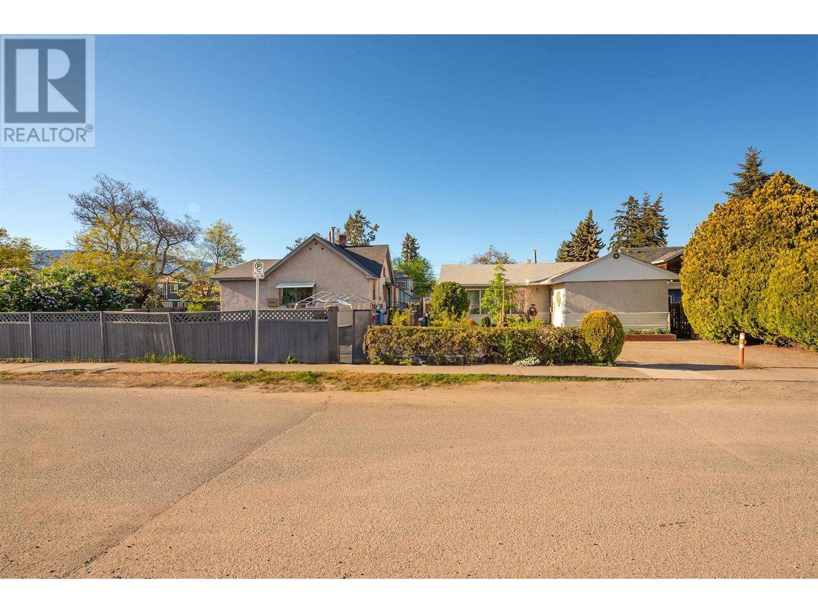  540 Patterson Avenue, Kelowna