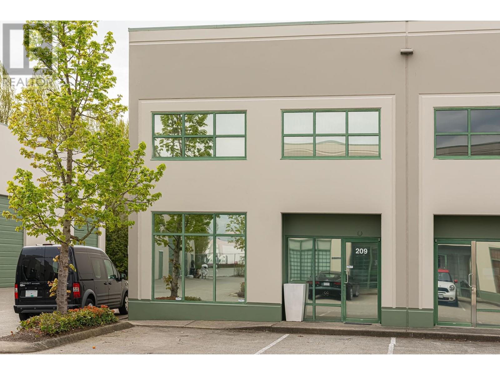 209 7188 Progress Way, Delta
