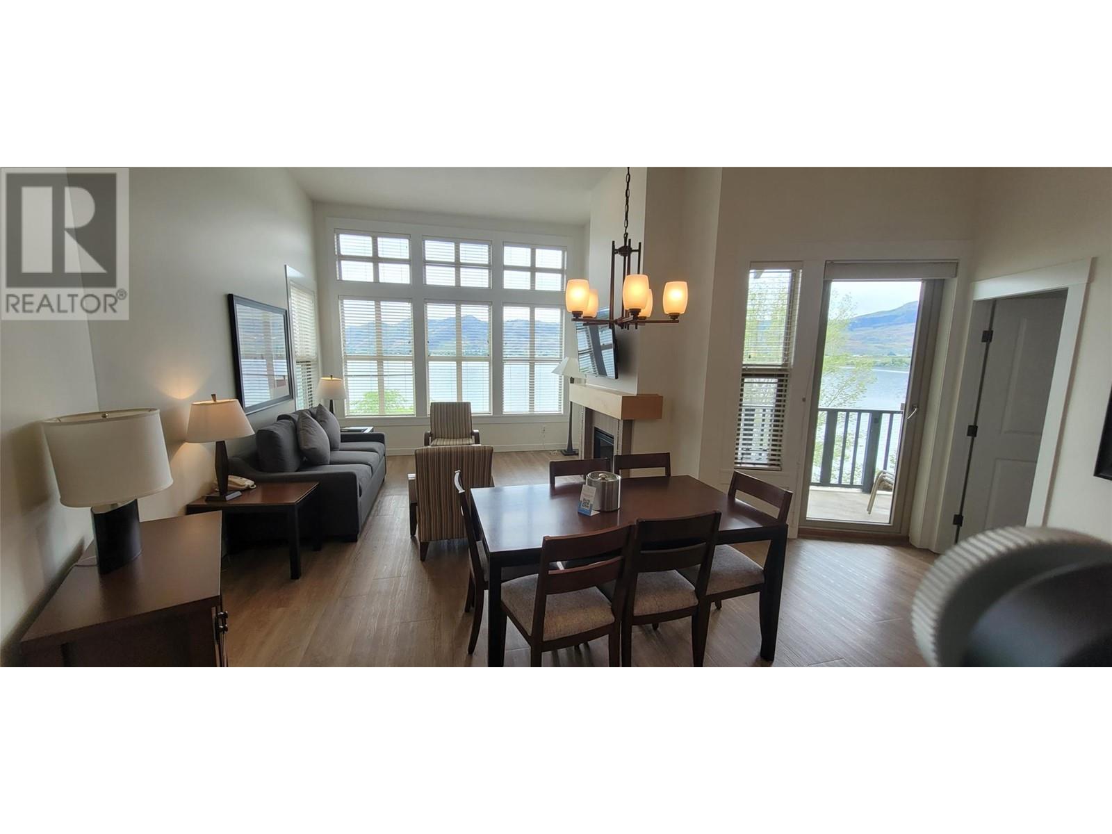 #316 4200 Lakeshore Drive - 30