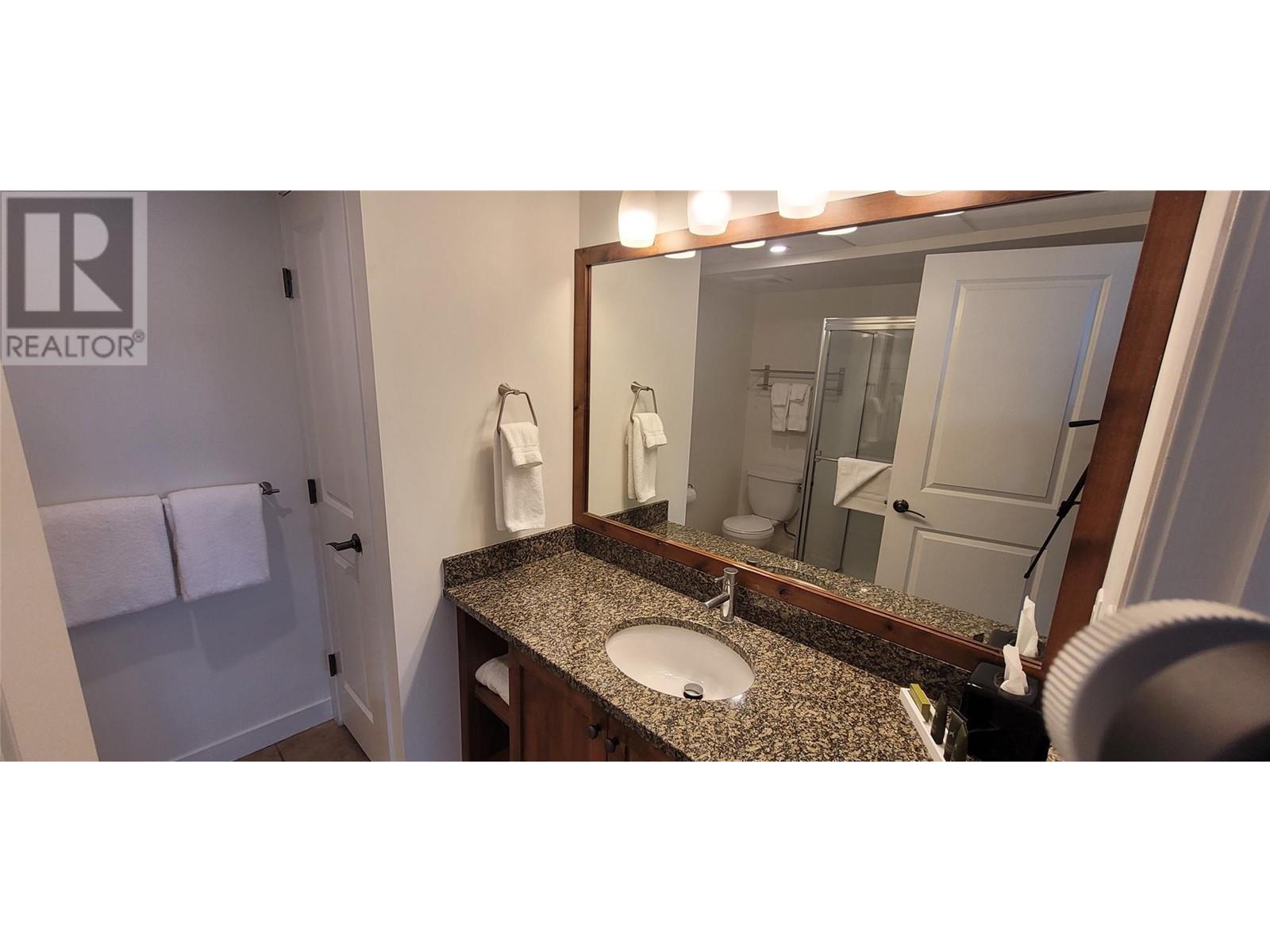 4200 Lakeshore Drive Unit# 316, Osoyoos