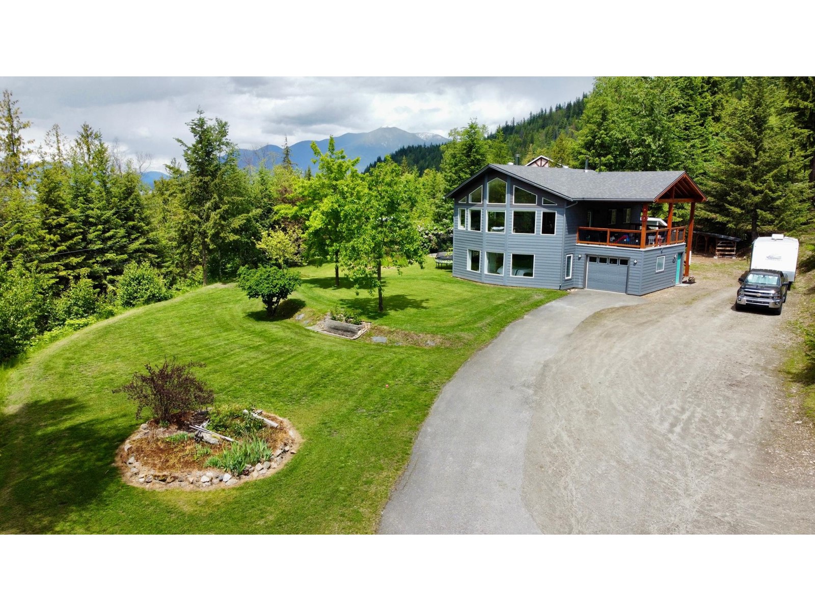 185 Donnellys Road, Nakusp