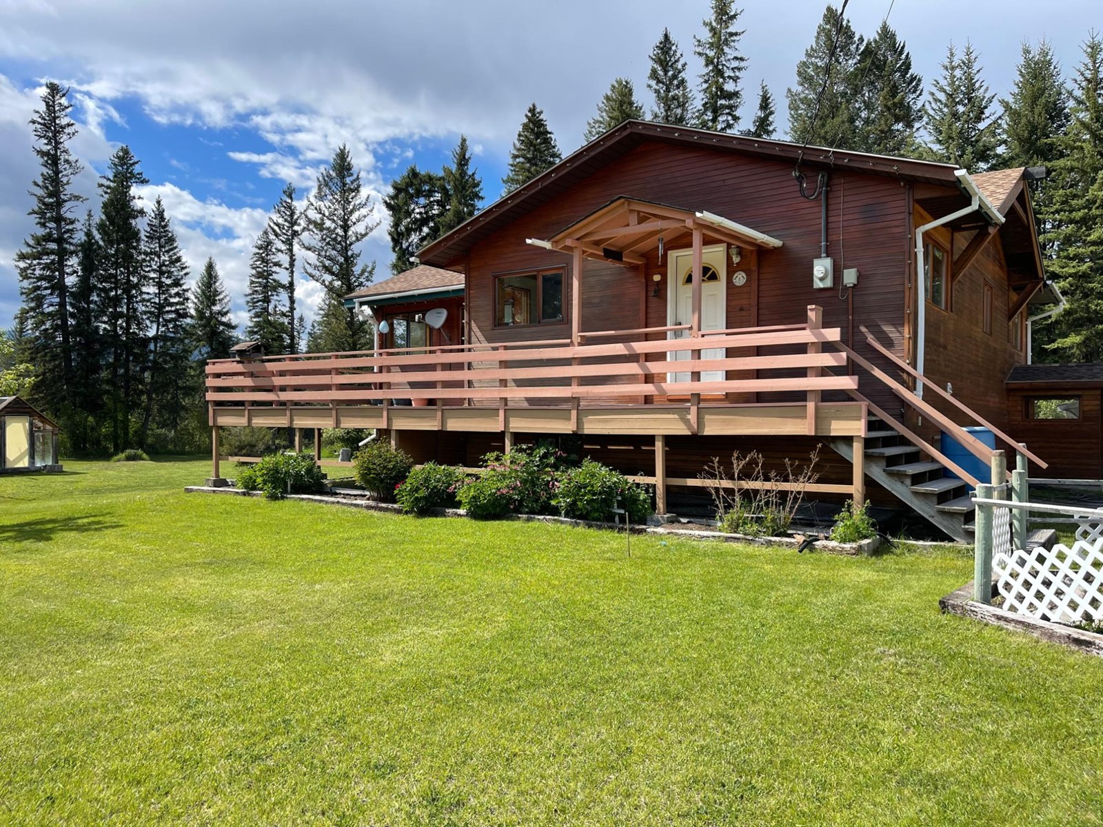 4561 Barleben Road, Skookumchuck