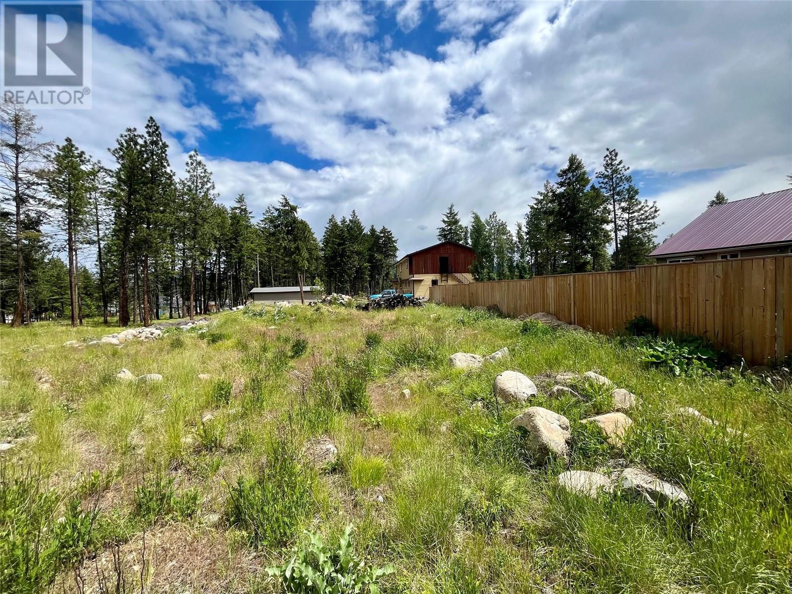  701 Fairbridge Road, Kelowna