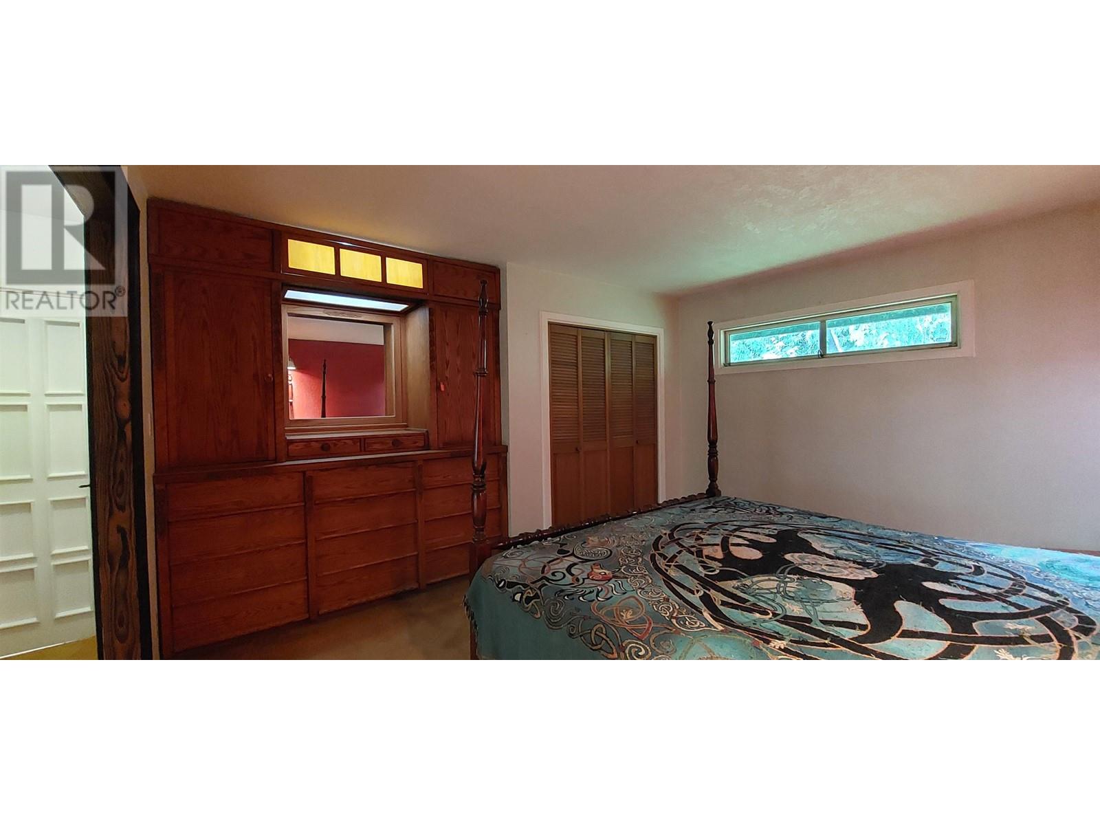 1290 MACKENZIE 20 HIGHWAY, Bella Coola