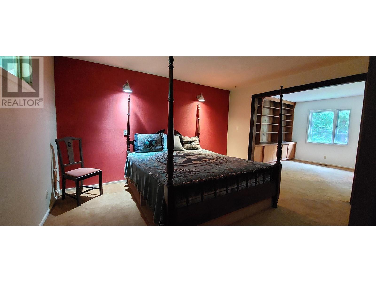 1290 MACKENZIE 20 HIGHWAY, Bella Coola