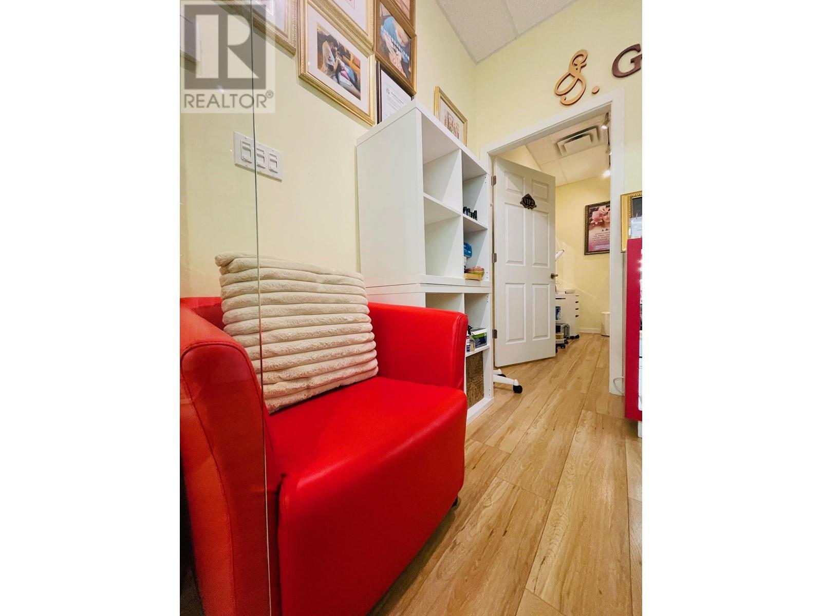 Photo 15 of 3145 4000 No 3 Road, Richmond BC