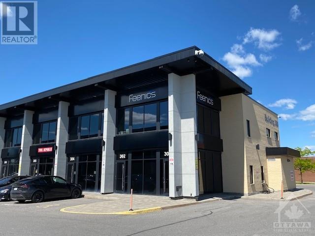2310 St Laurent Boulevard Unit#306, Ottawa