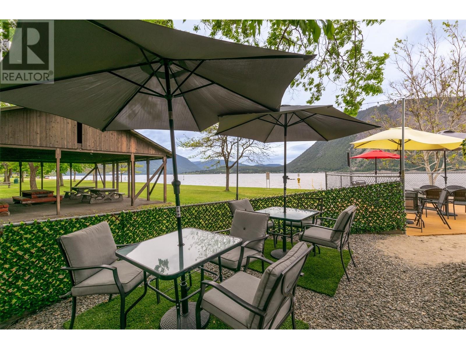  7220 36 Street Northeast, Salmon Arm