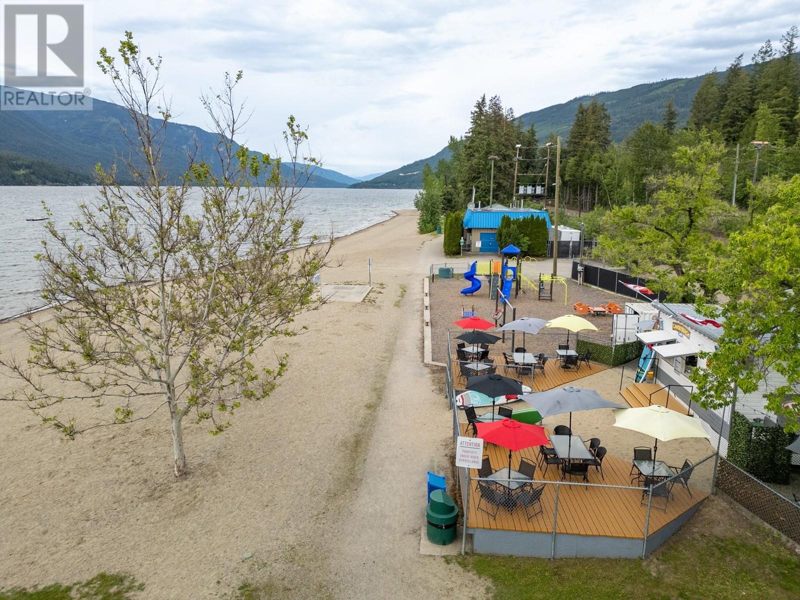  7220 36 Street Northeast, Salmon Arm
